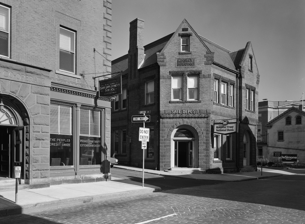 Aquidneck National's former office in the Kinsey Building on Thames Street, here a branch of Hospital Trust. 