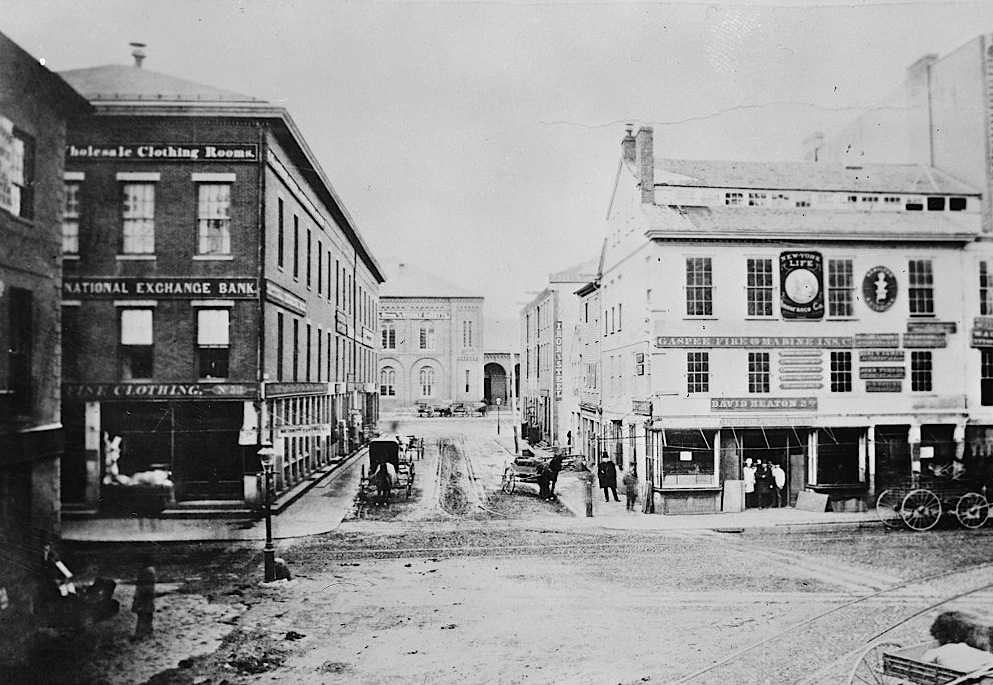 The Exchange Bank, far left, sometime between 1865 and the building’s remodeling in 1888. 