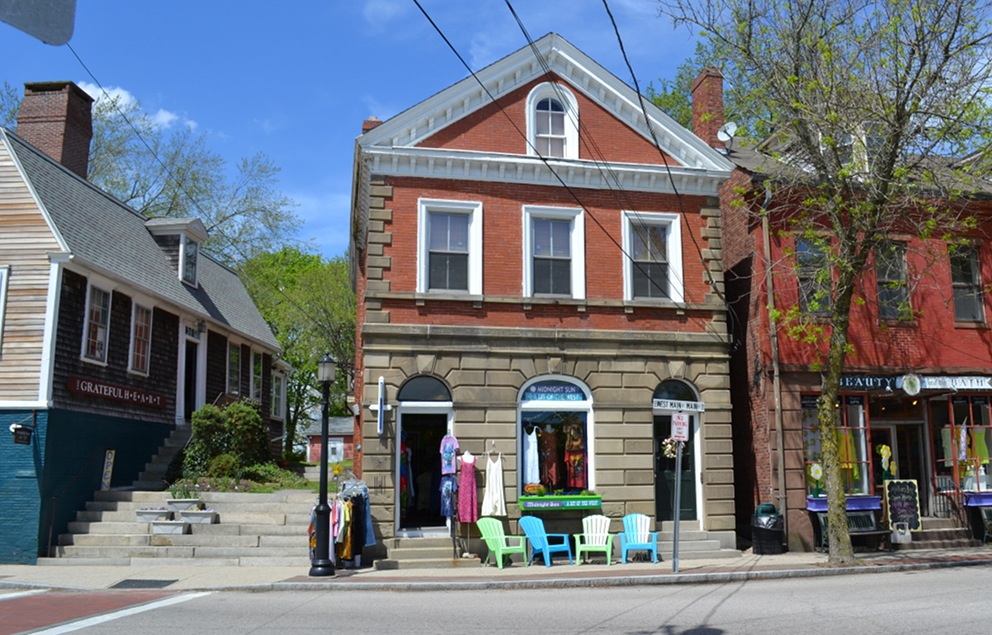 13 West Main Street, built 1870, former home of the Wickford National Bank. Since then, the building housed the local newspaper The Standard Times (now closed).