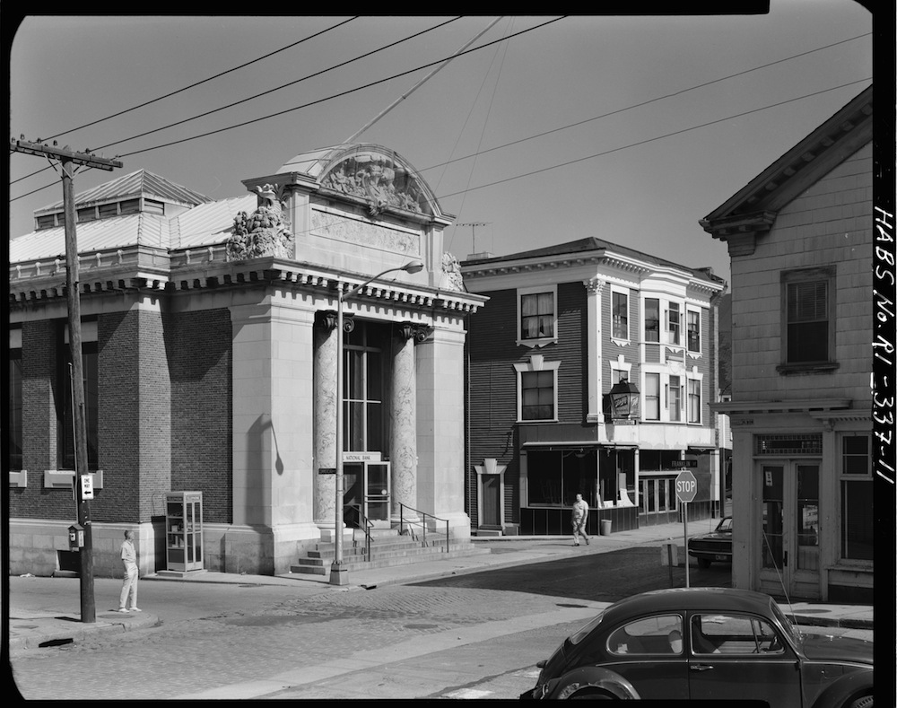 A 1970s photo of the bank building. (Source: Library of Congress.)